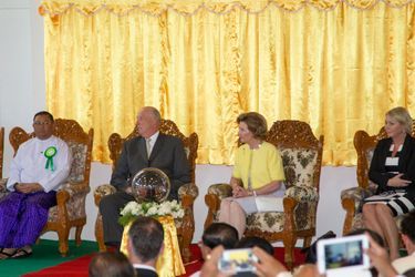 Le roi Harald V de Norvège et la reine Sonja à Yangon, le 2 décembre 2014