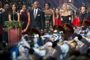 La famille Obama souriante pour Noël - A Washington