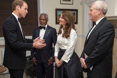Le prince William avec Paddy Ashdown, Melinda Gates et Kofi Annan à Londres, le 21 novembre 2014
