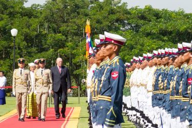 Le roi Harald V de Norvège avec le président Thein Sein à Nay Pyi Taw, le 1er décembre 2014