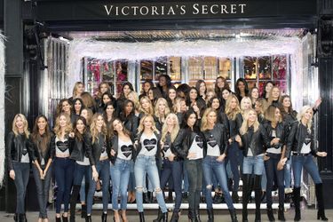 Les Anges de la marque Victoria&#039;s Secret à Londres le 1er décembre 2014