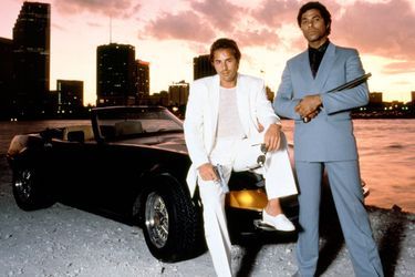 "Deux flics à Miami" (1984-1989) ) avec Don Johnson et Philip Michael Thomas frimeur 