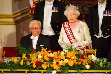 La reine Elizabeth II et le président de la République de Singapour Tony Tan Keng Yam à Londres le 21 octobre 2014