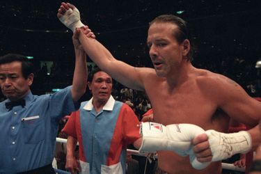 Mickey Rourke est déclaré vainqueur à Tokyo, le 23 juin 1992