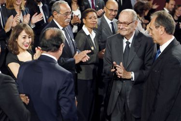 Jacques Chirac tout sourire aux côtés de Hollande