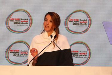 Photos - La reine de Jordanie à Abu Dhabi - Rania dénonce les "extrémistes sans foi" de l’Etat islamique