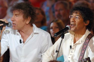  Alain Souchon et Laurent Voulzy sur le plateau de "Vivement Dimanche" en septembre 2006