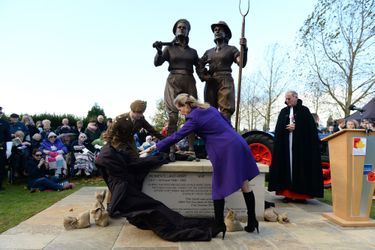 La comtesse Sophie de Wessex rend hommage aux Land Girls au National Memorial Arboretum à Alrewas dans le Staffordhire, le 21 octobre 2014