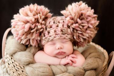 Les petits miracles de Johanne Collins - Spécialiste de la photo de bébés endormis