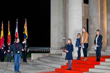 La princesse héritière Elisabeth de Belgique fait son premier discours officiel en hommage aux morts de la Grande Guerre à Ploegsteert, le 17 oct...