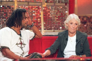 Yannick Noah et sa mère Marie-Claire à Paris, le 14 septembre 2001. 