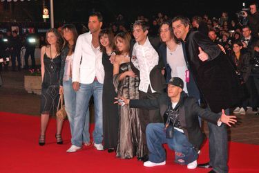 Grégory Lemarchal et ses camarades arrivent aux NRJ Music Awards, en janvier 2005