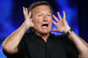 Il présente son show pour HBO, "Robin Williams: Weapons of Self-Destruction" en 2009