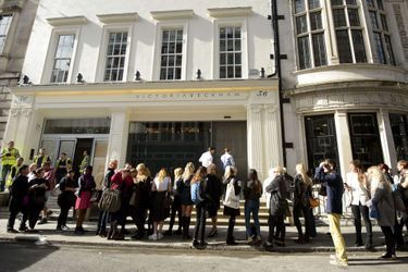 La boutique londonienne de Victoria Beckham a ouvert ce 25 septembre 2014.
