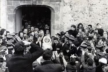 Le mariage de Sylvie Vartan et Johnny Hallyday, en avril 1965