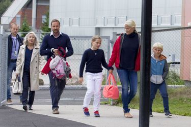 Norvège - Fin des vacances et nouvelle école pour Ingrid Alexandra 