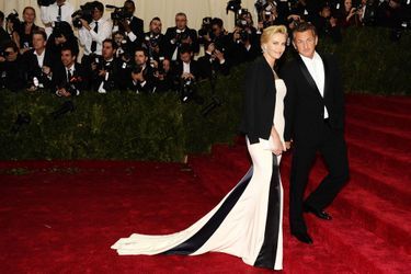 Charlize Theron (en Dior) et Sean Penn