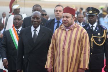 ... est en visite pour quatre jours en Cote d'Ivoire. Le roi du Maroc a été accueilli par le premier ministre Daniel Kablan Dunkan.