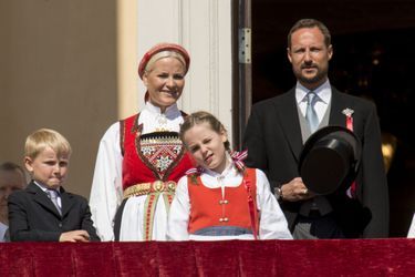 Royal Blog - Fête nationale en costume pour la famille de Norvège