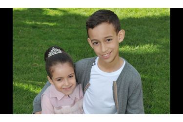 Le palais royal de Rabat a dévoilé une nouvelle photo de la princesse de Lalla Khadija, à l&#039;occasion de ses six ans. La fillette a fêté son anniversaire le 28 février dernier. Lalla Khadija est la fille du roi du Maroc, Mohamed VI, et de son épouse la princesse Lalla Salma - la deuxième enfant du couple royal, après son frère, le prince héritier Moulay Hassan.