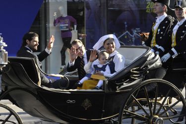 Le prince Carl Philip, le prince Daniel, la princesse Victoria et la princesse Estelle