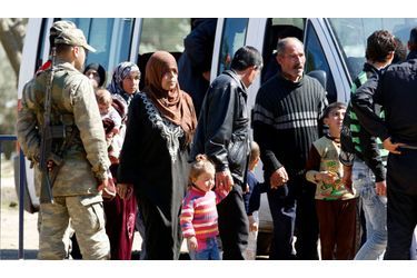 Dès leur arrivée, les réfugiés sont priés de s&#039;identifier, comme ici à Gaziantep.