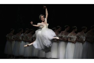 Les danseuses de l’Opéra de Paris présentent en ce moment le Ballet «Giselle» au théâtre de l’Esplanade à Singapour.