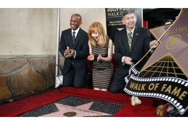 L’actrice américaine de télévision Marg Helgenberger vient d’obtenir son étoile sur le «Walk of fame» d’Hollywood. Elle est la 2 458ème vedette à obtenir cette distinction.