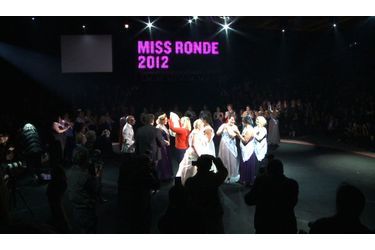 La 5e élection de Miss Ronde France a eu lieu samedi au salon WHO’S NEXT prêt-à-porter à Paris. Vingt et une candidates, sélectionnées lors des concours régionaux, se sont disputées l’écharpe blanche de Miss Ronde France 2012. À l’issue de trois passages et une prise de parole libre, Miss Ronde PACA, Hyslyne Blanchon, a été sacrée.