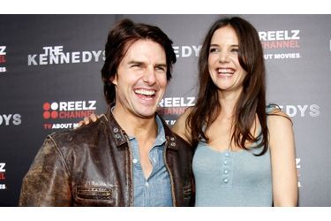 Tom Cruise et Katie Holmes, à la première de la série &quot;The Kennedys&quot; - dans laquelle madame joue Jackie - au Samuel Goldwyn theatre de Beverly Hills.