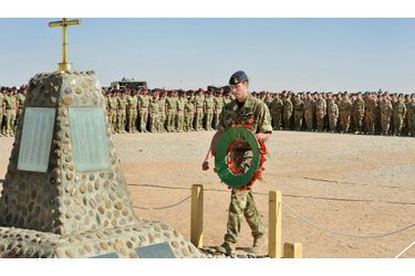 Le prince William était en Afghanistan, dimanche, pour honorer la mémoire des soldats britanniques tués en Afghanistan.