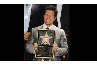 L&#039;acteur américain Mark Wahlberg (La Planète des singes) a reçu son étoile jeudi sur le célèbre Walk of fame boulevard d&#039;Hollywood.