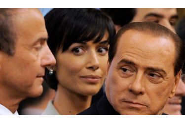 Avant d’être la ministre, sans portefeuille, de l’égalité des chances du gouvernement Berlusconi, et députée, elle était une des showgirls les plus connues en Italie. 