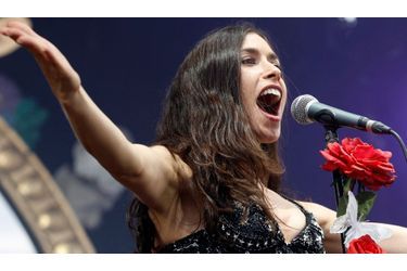 La chanteuse française Olivia Ruiz a enflammé la scène du 35eme Festival de musique de Paleo à Nyon, près du lac de Genève, mercredi dernier.