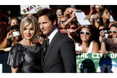 L’ancienne star de Beverly Hills, Jenny Garth, accompagnée de son mari.