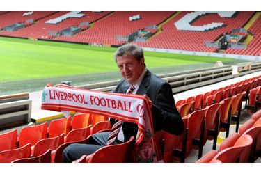 <br />
Roy Hodgson a été nommé manager du club de football de Liverpool. Il succède à Rafael Benitez, qui coach désormais l’équipe de l’Inter Milan. 