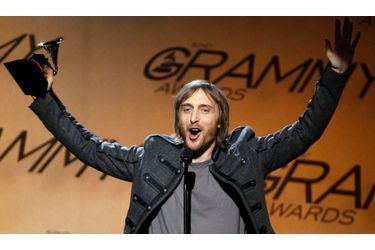 Il cartonne partout dans le monde, l'Amérique est à ses pieds. David Guetta a rémporté cette nuit le Grammy Award du meilleur remix pour un albulm non-classique pour "When love takes over".