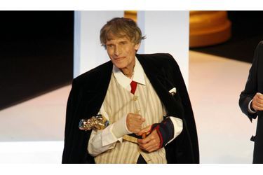 Laurent Terzieff, 74 ans, légende du théâtre français, a obtenu le Molière 2010 du comédien, dimanche soir lors d&#039;une cérémonie diffusée sur France 2 en direct de la Maison des arts de Créteil.