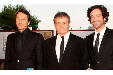 Ici, le réalisateur et acteur Patrice Chereau (au centre) aux côtés des acteurs Romain Duris et Jean-Hugues Anglade.