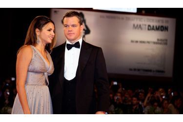 Matt Damon et sa femme Luciana foulant le tapis rouge de la 66e Mostra de Venise.