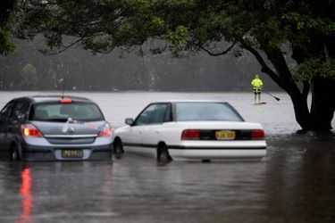 Le bilan des inondations en Australie s'élève à 20 morts, alors que des milliers d'habitants ont été contraints d'évacuer à Sydney.