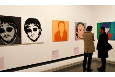 Le Grand Palais expose, dès jeudi et jusqu&#039;au 13 juillet, 250 déclinaisons de portraits du maître du Pop art. De Marylin Monroe à Jane Fonda, en passant par Liz Taylor ou encore Keith Haring, ils ont été immortalisés à la manière d’Andy Warhol. En 1979, le Whitney Museum a exposé une cinquantaine de ces tableaux, mais depuis, aucune exposition ne leur avait été consacrée. Du 18 mars jusqu&#039;au 13 juillet. Tlj sauf le mardi de 10h à 22h, le jeudi jusqu&#039;à 20h. Tarif : 11 euros, TR : 8 euros.