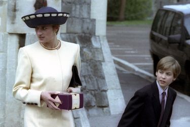 Le prince William avec sa mère Diana, Pâques 1992 à Windsor