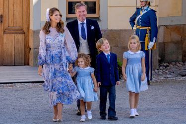 La princesse Adrienne de Suède avec ses parents, sa sœur et son frère à Stockholm, le 14 août 2021 