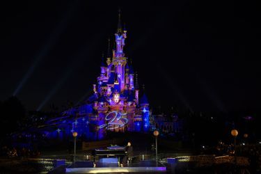 Disneyland Paris a fêté les 25 ans du parc ce weekend.