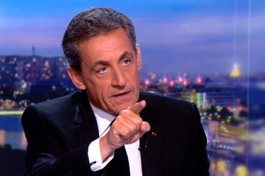 Nicolas Sarkozy sur le plateau du journal télévisé de TF1.
