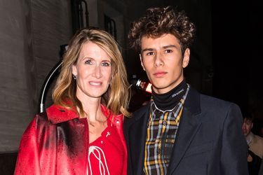 Laura Dern et son fils Ellery Harper au défilé Calvin Klein