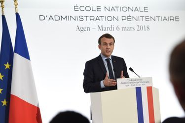 Emmanuel Macron à Ecole Nationale d'Administration Pénitentiaire à Agen