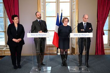 Frédérique Vidal, Edouard Philippe, Muriel Pénicaud et Jean-Michel Blanquer à Matignon, vendredi.