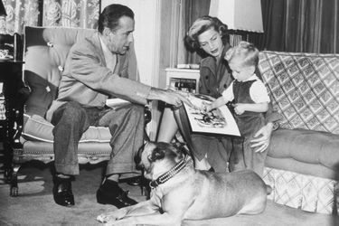 Humphrey Bogart, Lauren Bacall et leur fils Stephen.